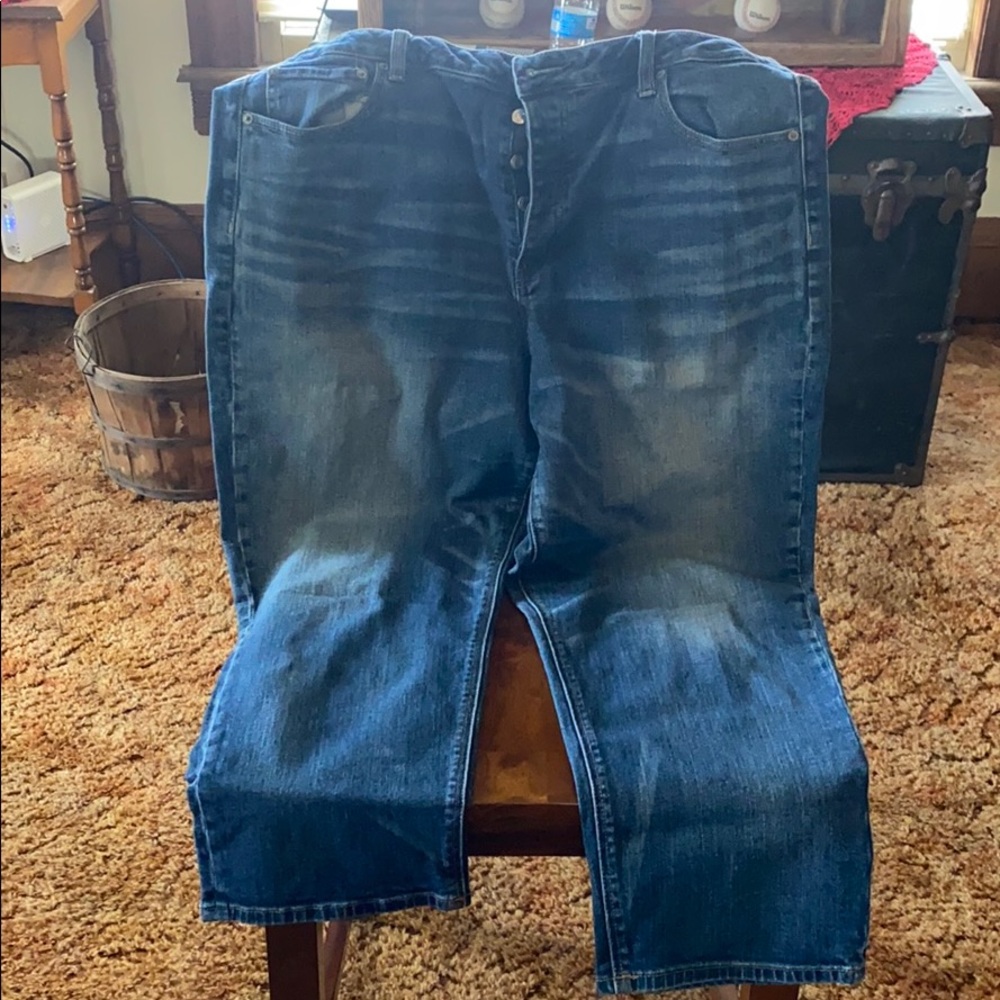 American Eagle Vintage High Rise Crop